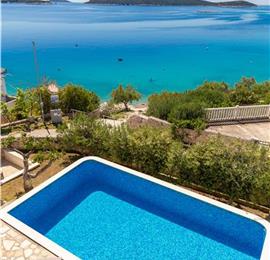 4 Bedroom Villa with Pool near Milna, Brac Island Sleeps 8 